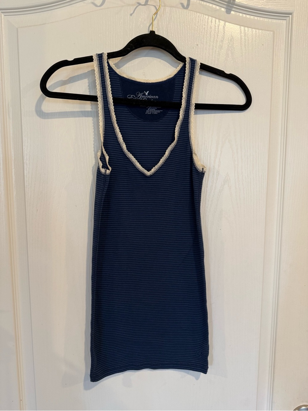 American Eagle y2k 2000s blue striped white lace trim tank top size medium